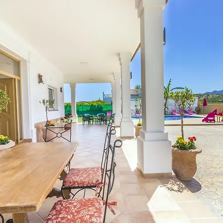 Cubo's San Jose Villa